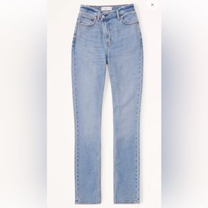 BNWT 90’s Slim Straight Ultra High Rise